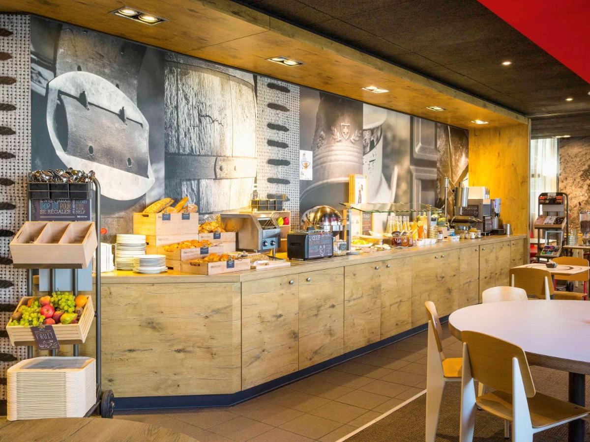 ibis Lausanne Crissier Exterior foto